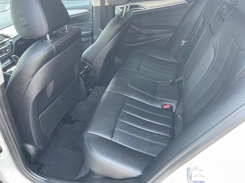 2019 BMW 520 — Miniatură 18