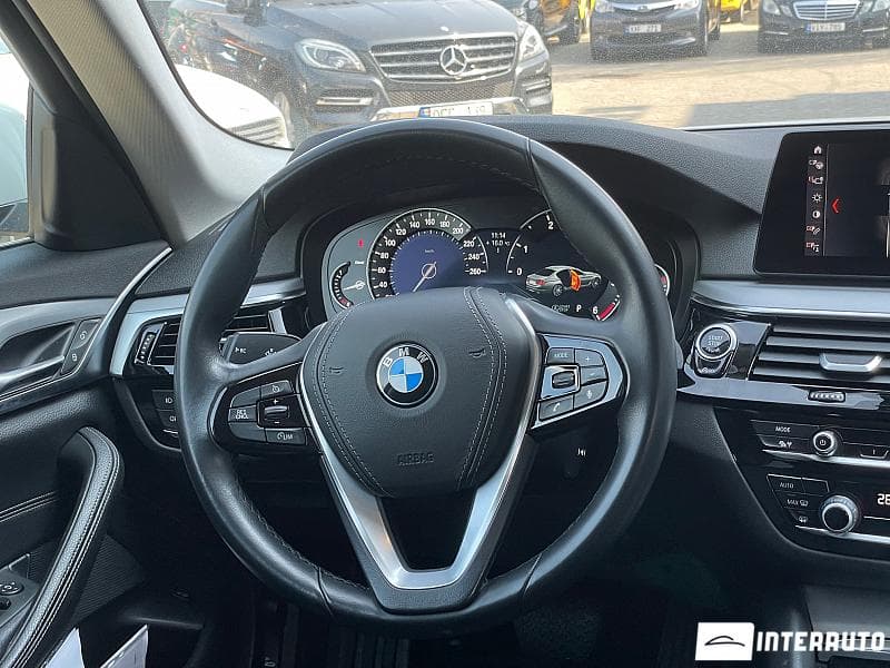 2019 BMW 520 — Miniatură 9