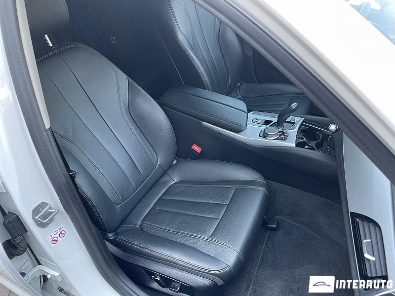 2019 BMW 520 — Miniatură 17