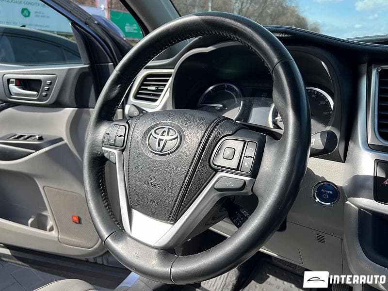 Toyota Highlander 2014 — Миниатюра 8