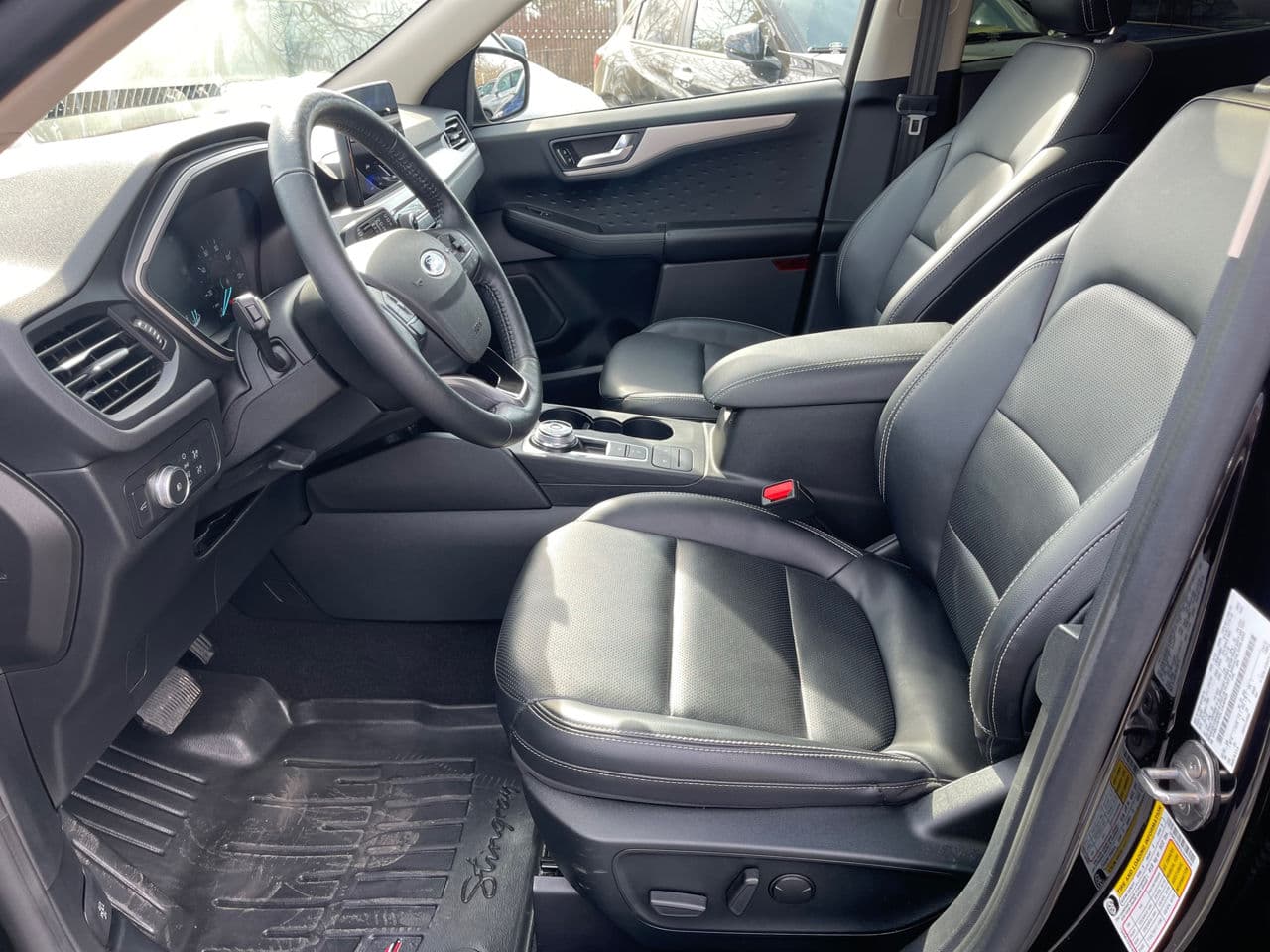 Ford Escape 2019 — Миниатюра 8