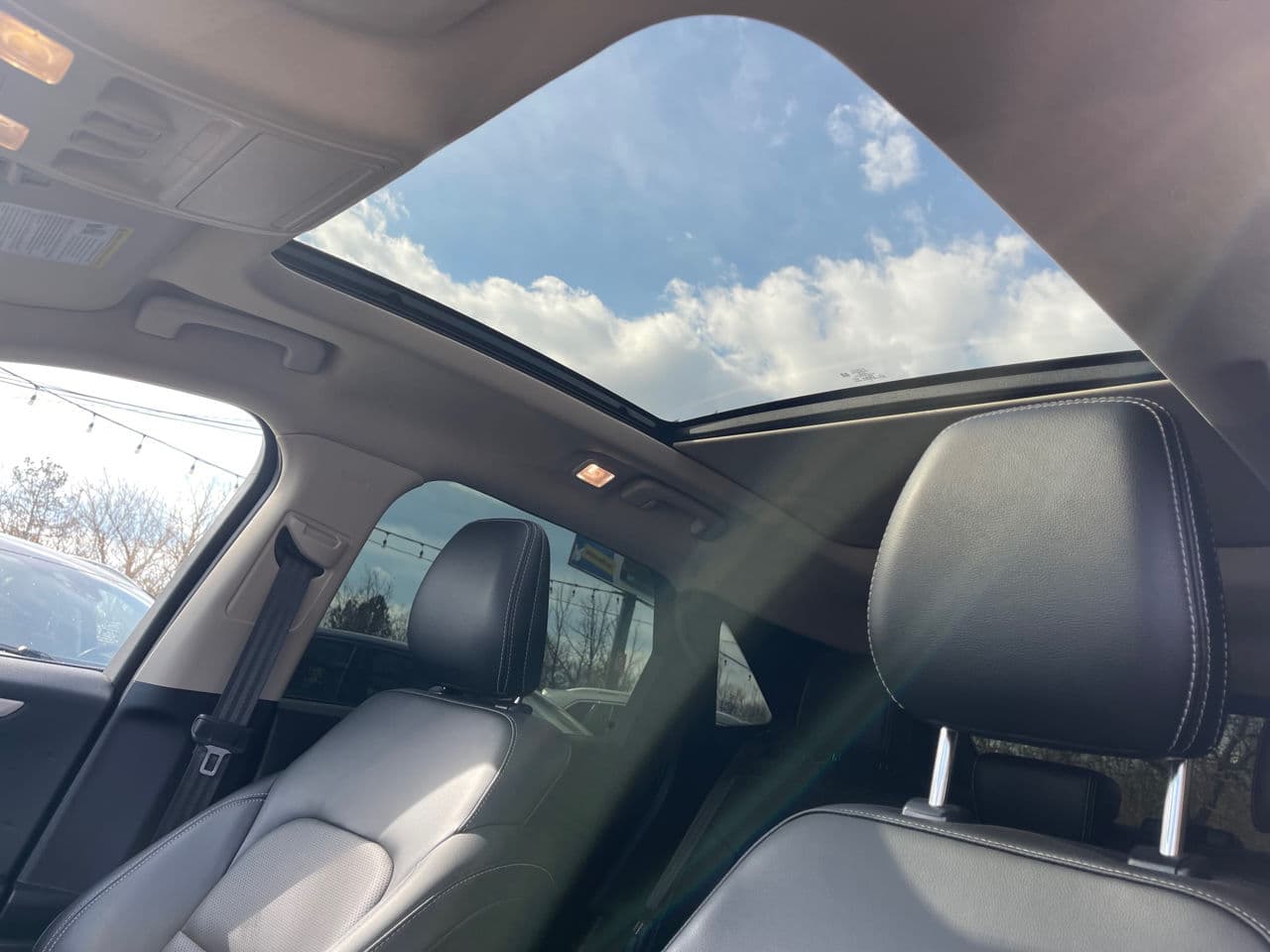 Ford Escape 2019 — Миниатюра 16