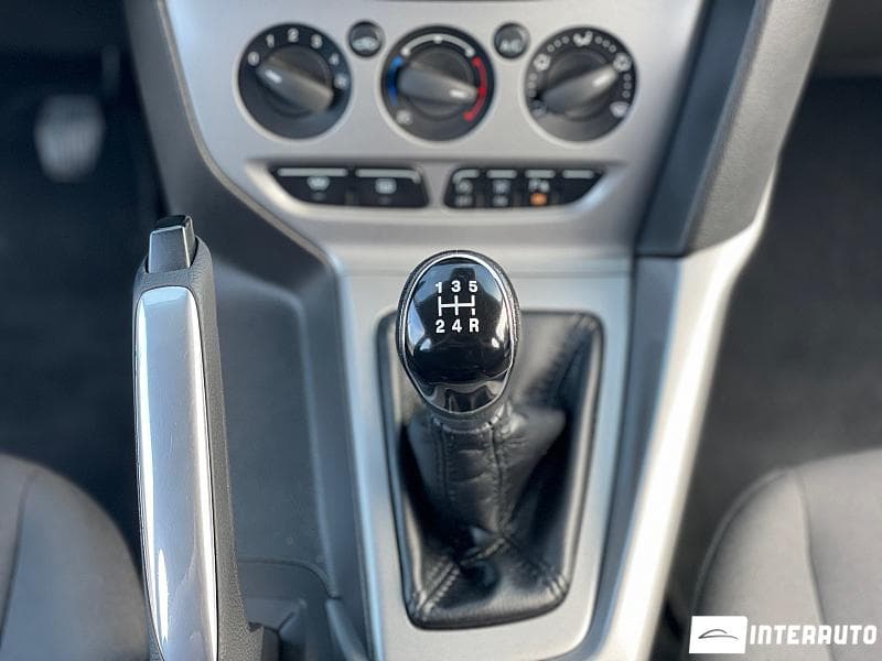 2013 Ford Focus — Miniatură 14