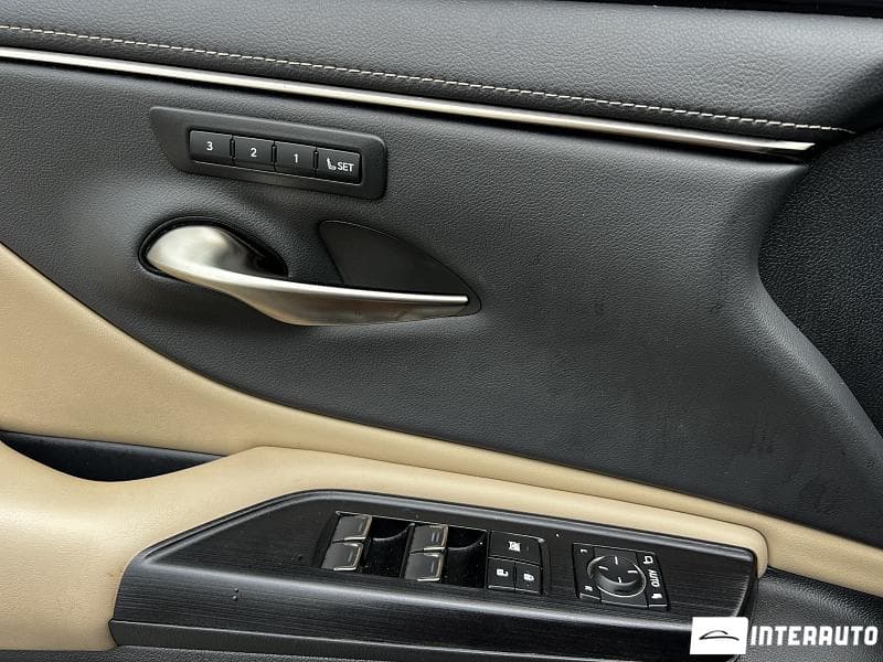 2021 Lexus ES 300h — Miniatură 15