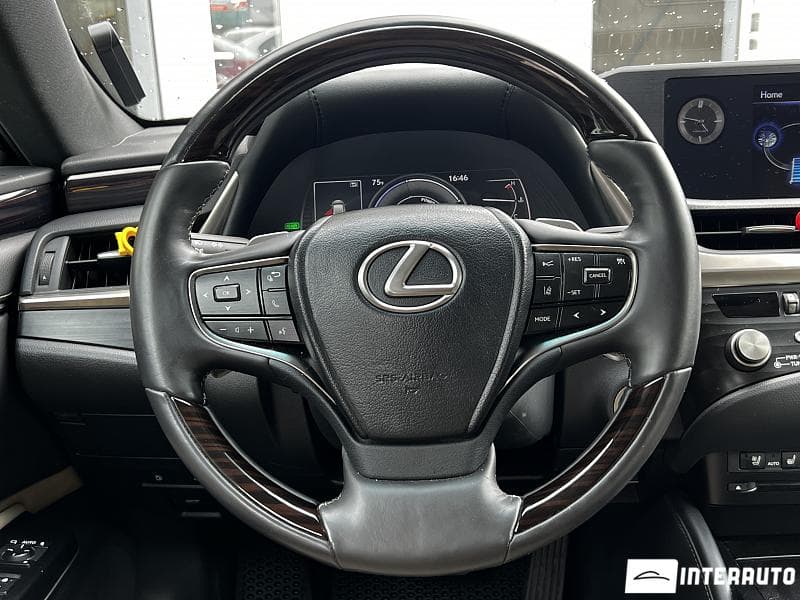 2021 Lexus ES 300h — Miniatură 7