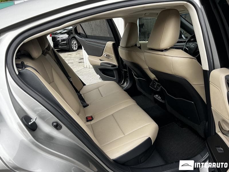 2021 Lexus ES 300h — Miniatură 16