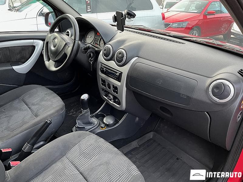 2010 Dacia Sandero — Miniatură 12