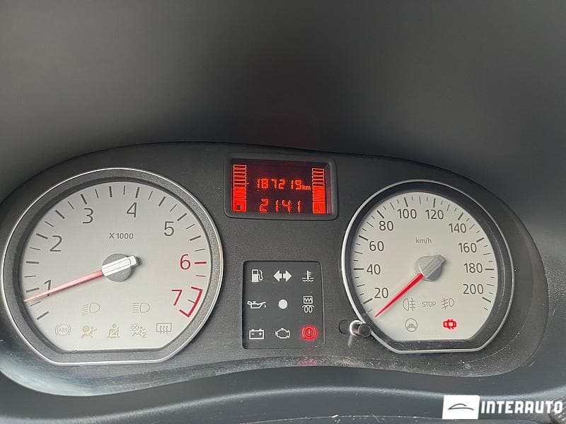 2010 Dacia Sandero — Miniatură 7