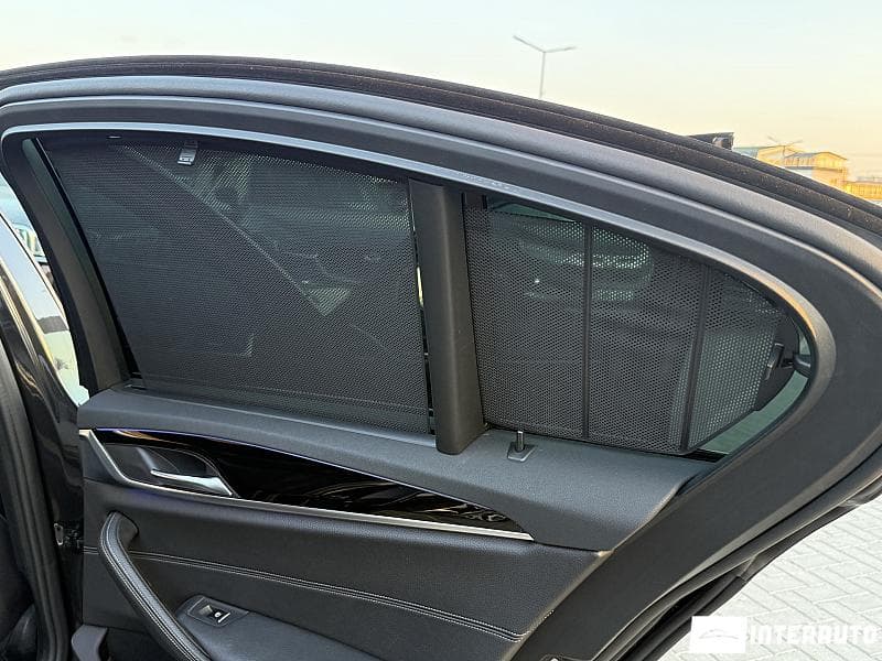 BMW 520 2018 — Миниатюра 22