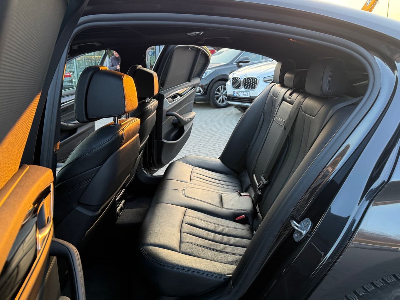 BMW 520 2018 — Миниатюра 12