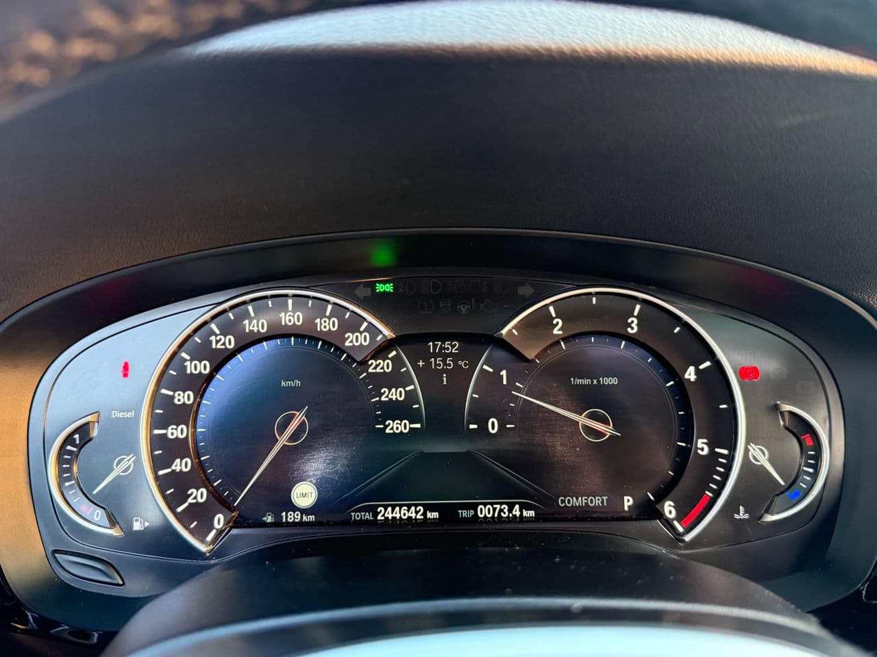 BMW 520 2018 — Миниатюра 8