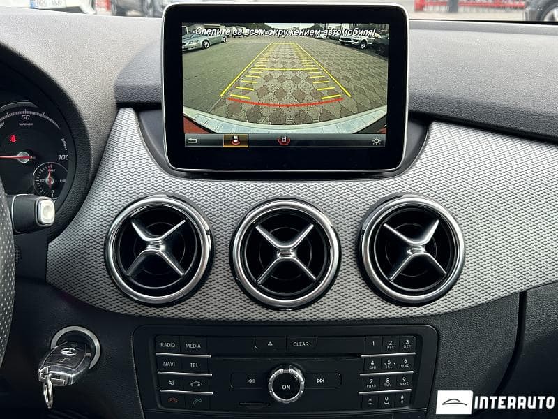 Mercedes B 250E 2015 — Миниатюра 13