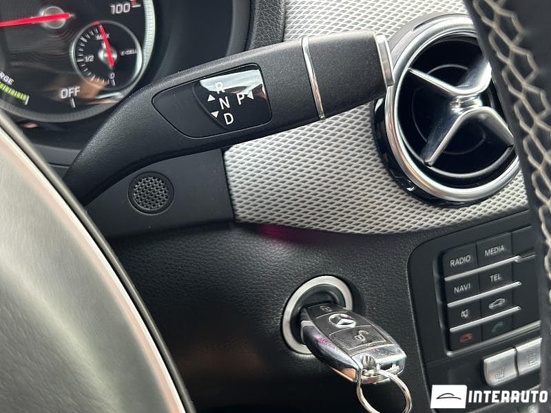Mercedes B 250E 2015 — Миниатюра 11