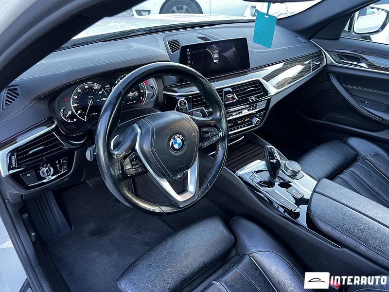 2017 BMW 530 — Miniatură 7