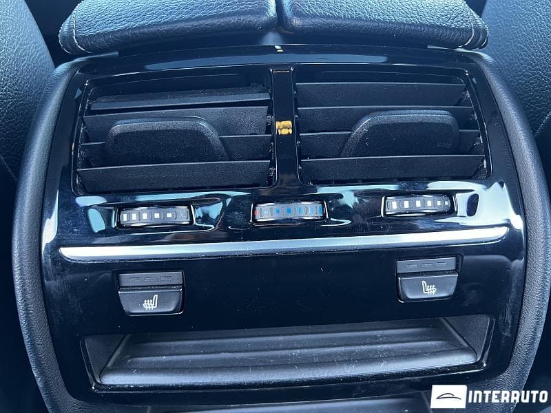 2017 BMW 530 — Miniatură 20