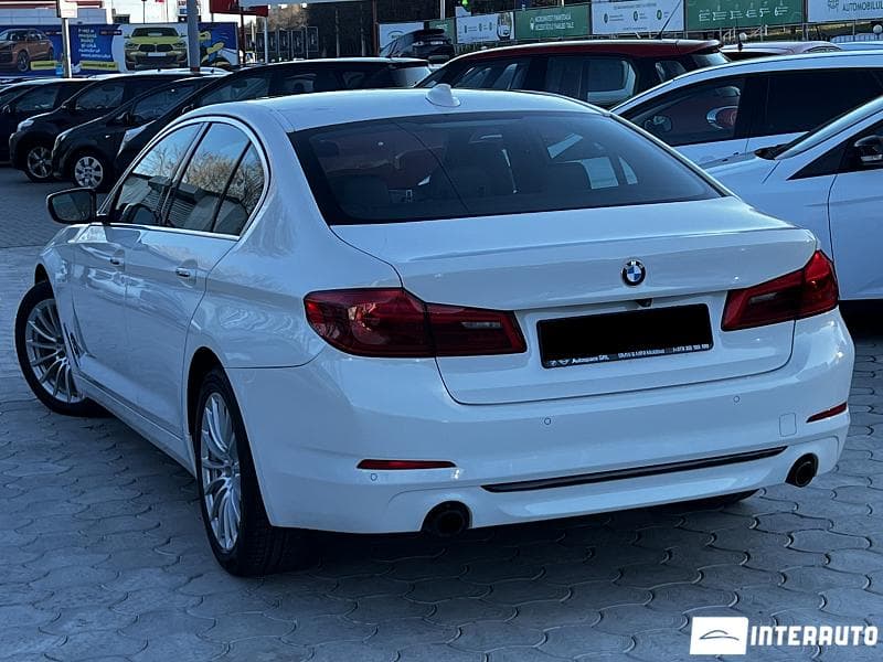2017 BMW 530 — Miniatură 3