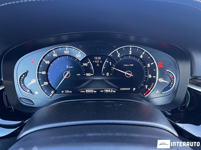 2017 BMW 530 — Miniatură 8
