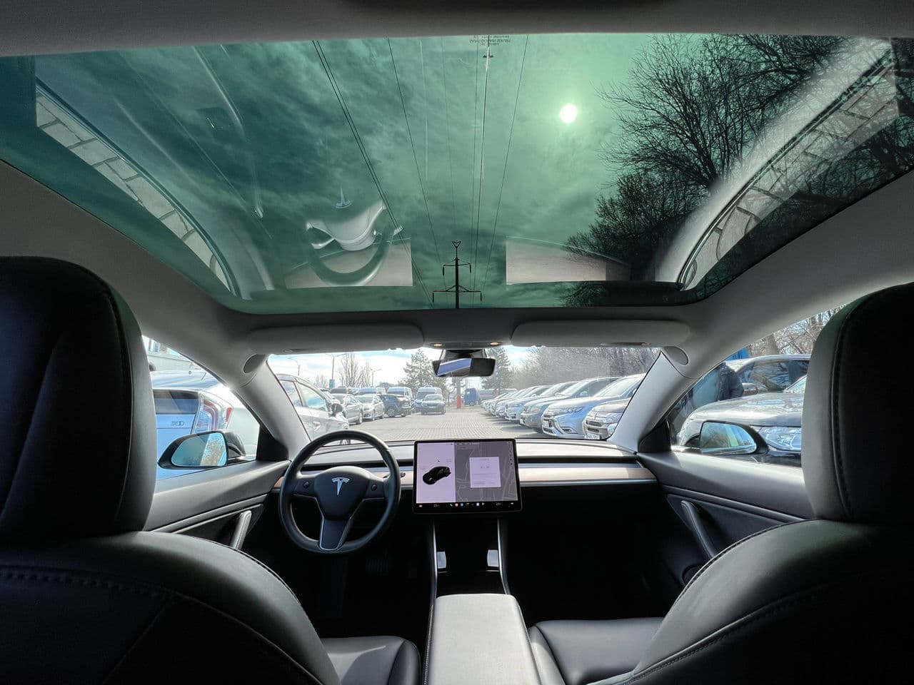 Tesla Model 3 2019 — Миниатюра 6