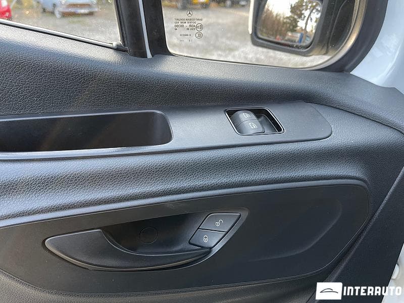 2018 Mercedes Sprinter — Miniatură 6