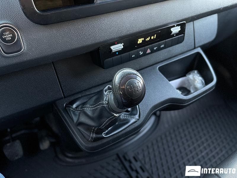 2018 Mercedes Sprinter — Miniatură 12