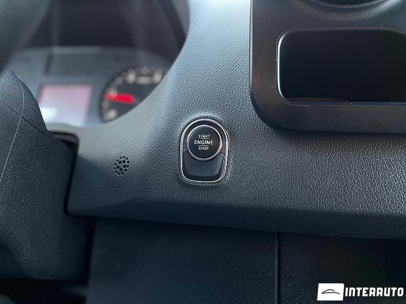 2018 Mercedes Sprinter — Miniatură 11