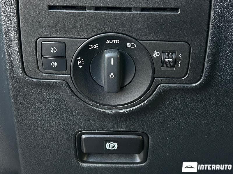 2015 Mercedes Vito — Miniatură 8