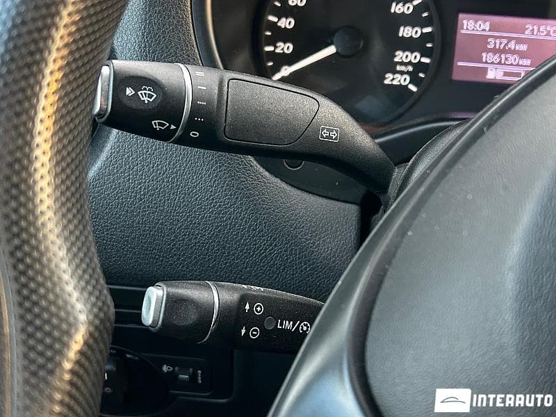 2015 Mercedes Vito — Miniatură 10