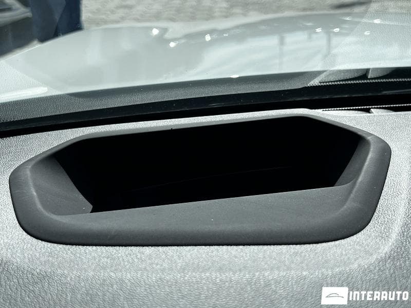 2019 BMW 530e — Miniatură 15
