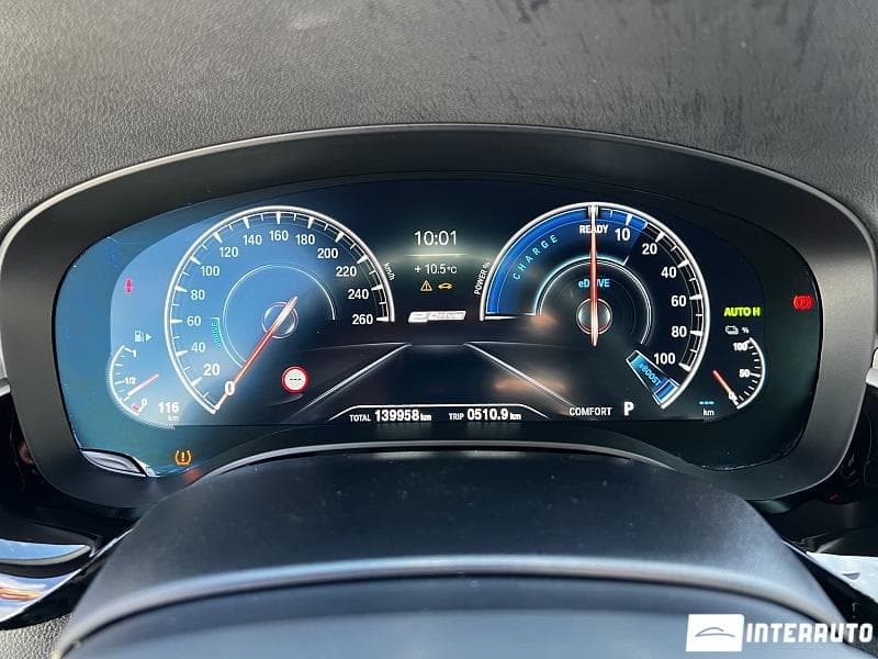 2019 BMW 530e — Miniatură 9