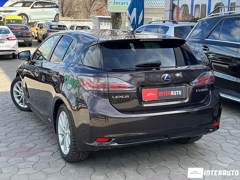 2011 Lexus CT 200h — Miniatură 4