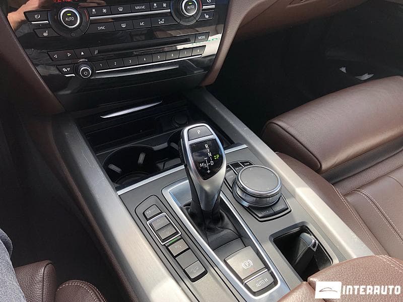 BMW X5 2.5D 2017 — Миниатюра 15
