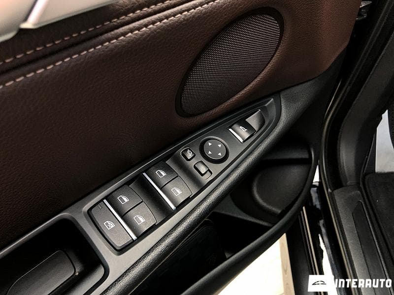 BMW X5 2.5D 2017 — Миниатюра 9