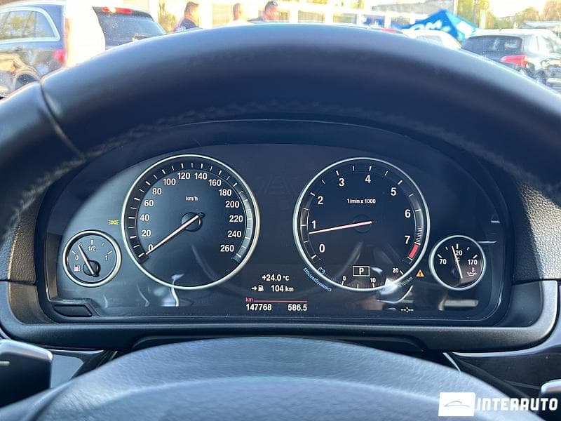 2016 BMW 528 — Miniatură 11