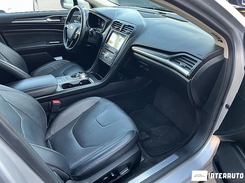2018 Ford Fusion — Miniatură 16