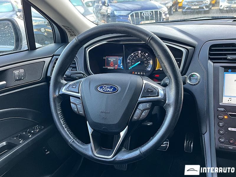 2018 Ford Fusion — Miniatură 15