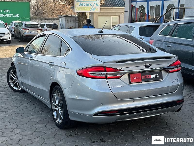 2018 Ford Fusion — Miniatură 4