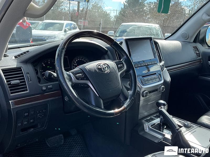2016 Toyota Land Cruiser — Miniatură 8