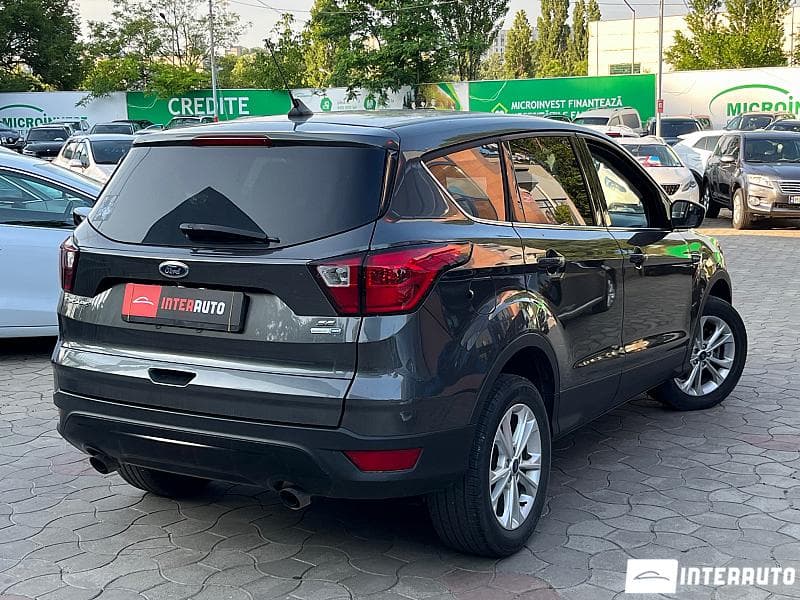 2018 Ford Escape — Miniatură 3