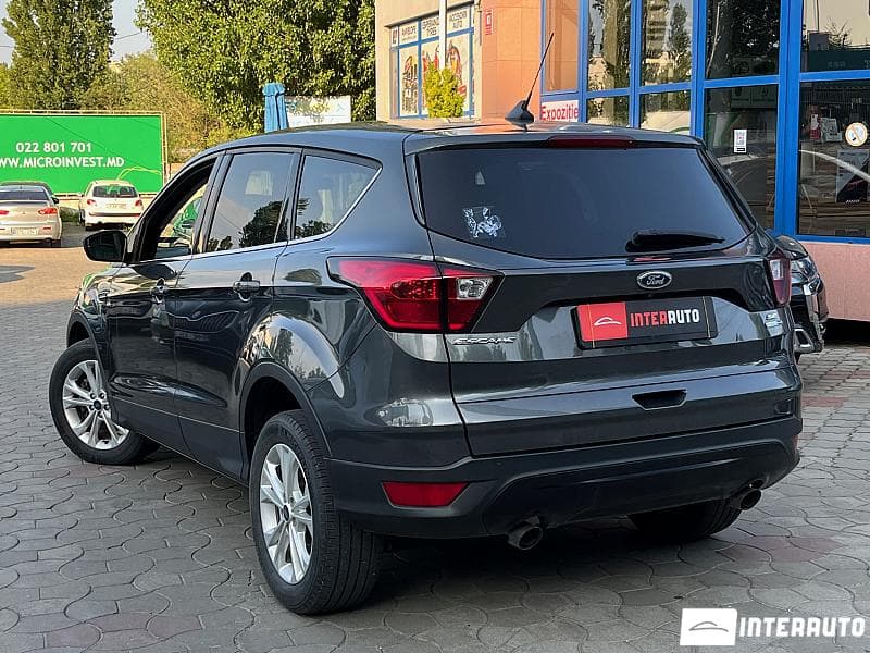 2018 Ford Escape — Miniatură 4