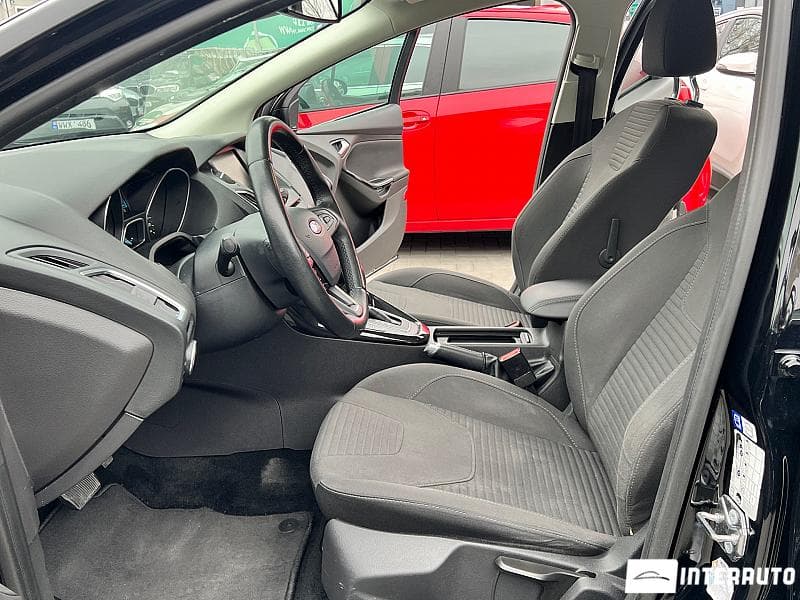 2016 Ford Focus — Miniatură 7