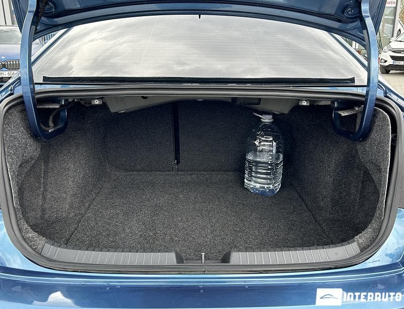 2019 Volkswagen Jetta — Miniatură 19