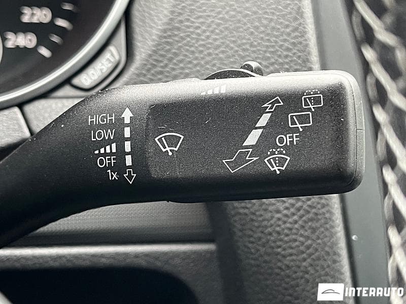 2011 Volkswagen Golf — Miniatură 8