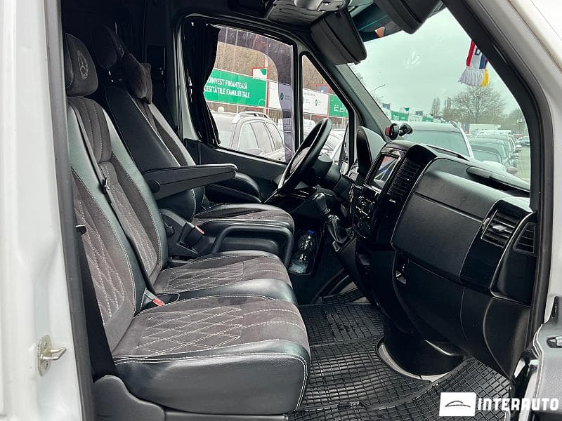 2014 Mercedes Sprinter — Miniatură 11