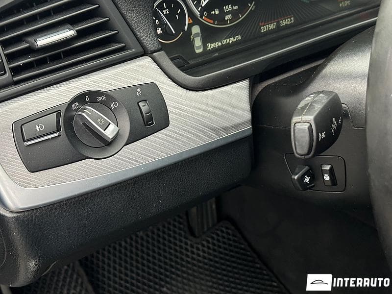 2013 BMW 528 — Miniatură 8