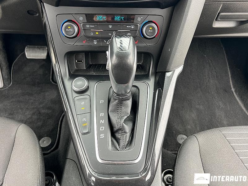 2017 Ford Focus — Miniatură 15
