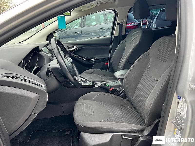 2017 Ford Focus — Miniatură 8