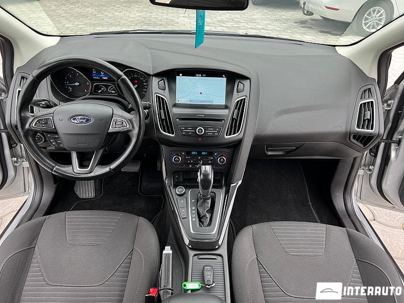 2017 Ford Focus — Miniatură 6
