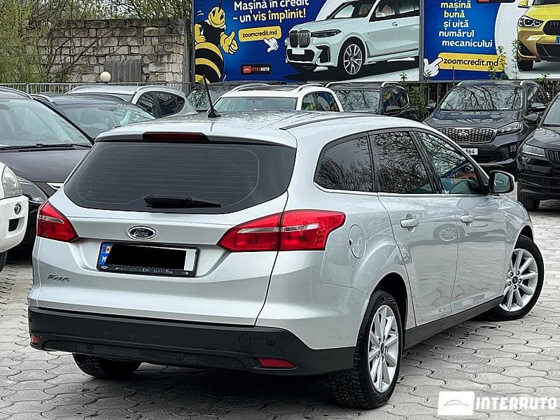 2017 Ford Focus — Miniatură 3
