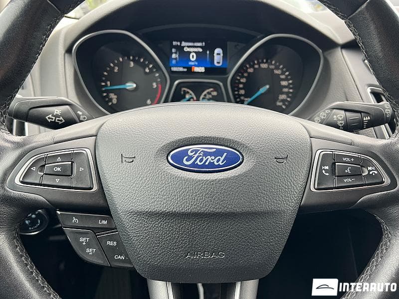 2017 Ford Focus — Miniatură 9