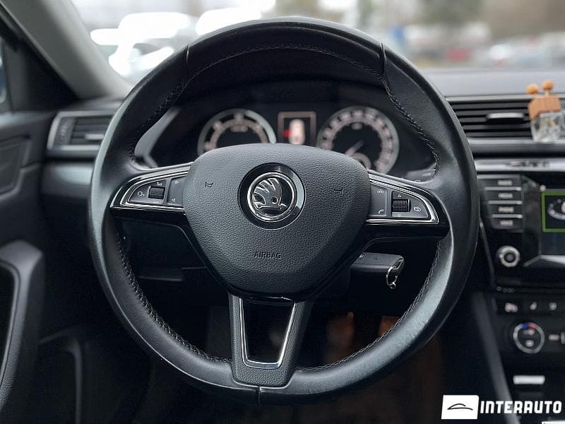 2016 Skoda Superb — Miniatură 12